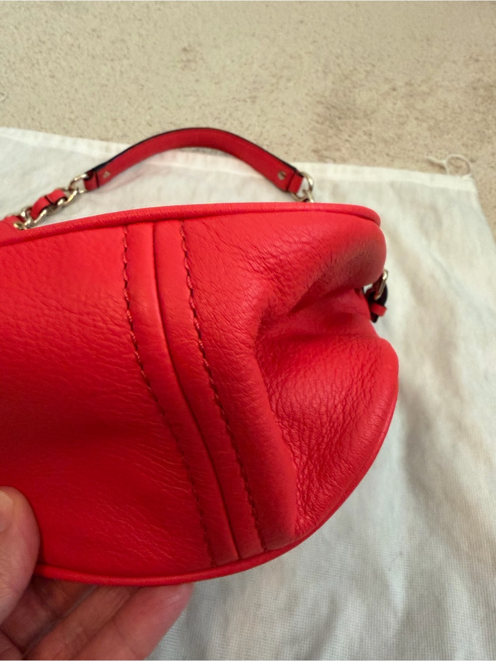 Kate Spade Pine Street Finley Hobo Bag Pebbled Leather Geranium Red Dust Bag EUC - Picture 5 of 15